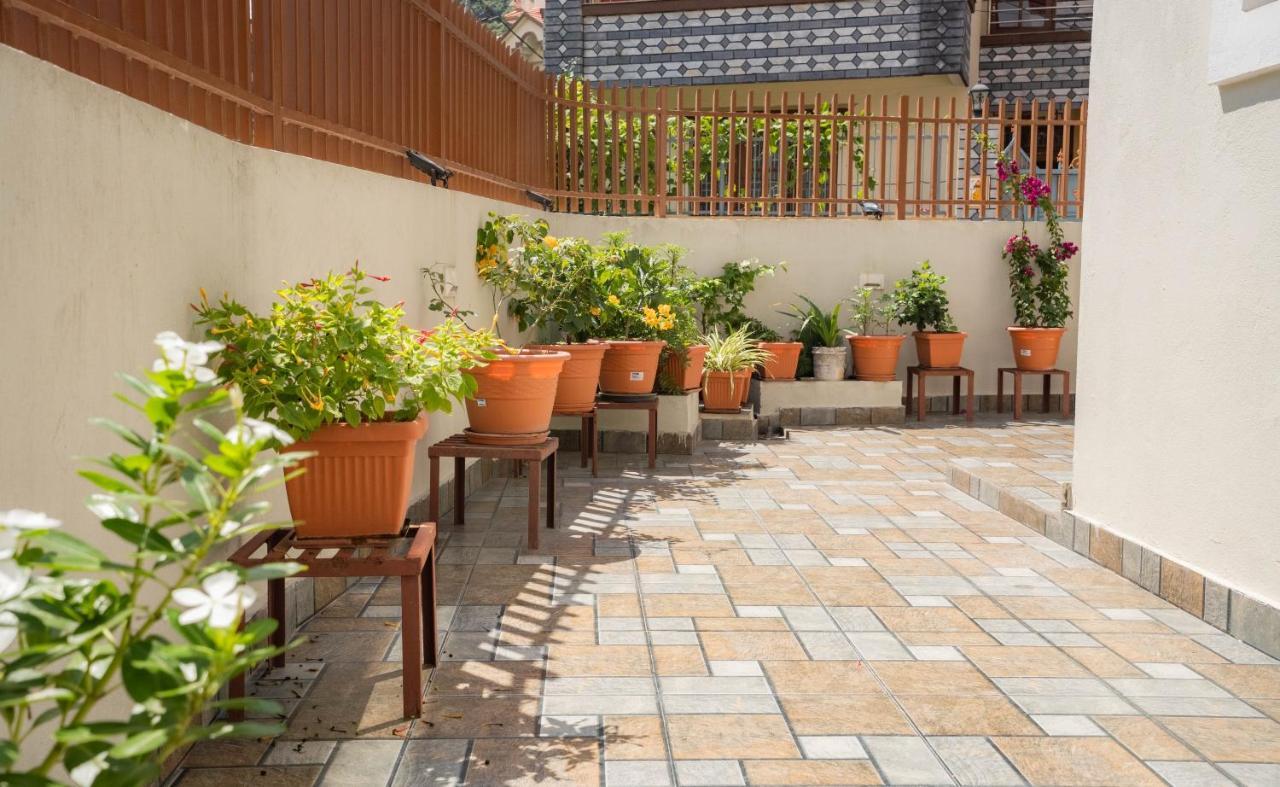 קטמנדו House Of Forrest, Service Apartments מראה חיצוני תמונה